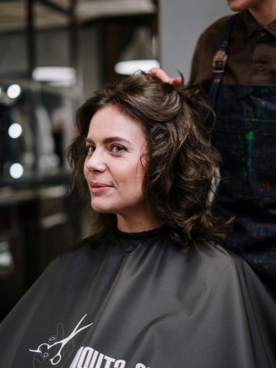 Перукарські послуги